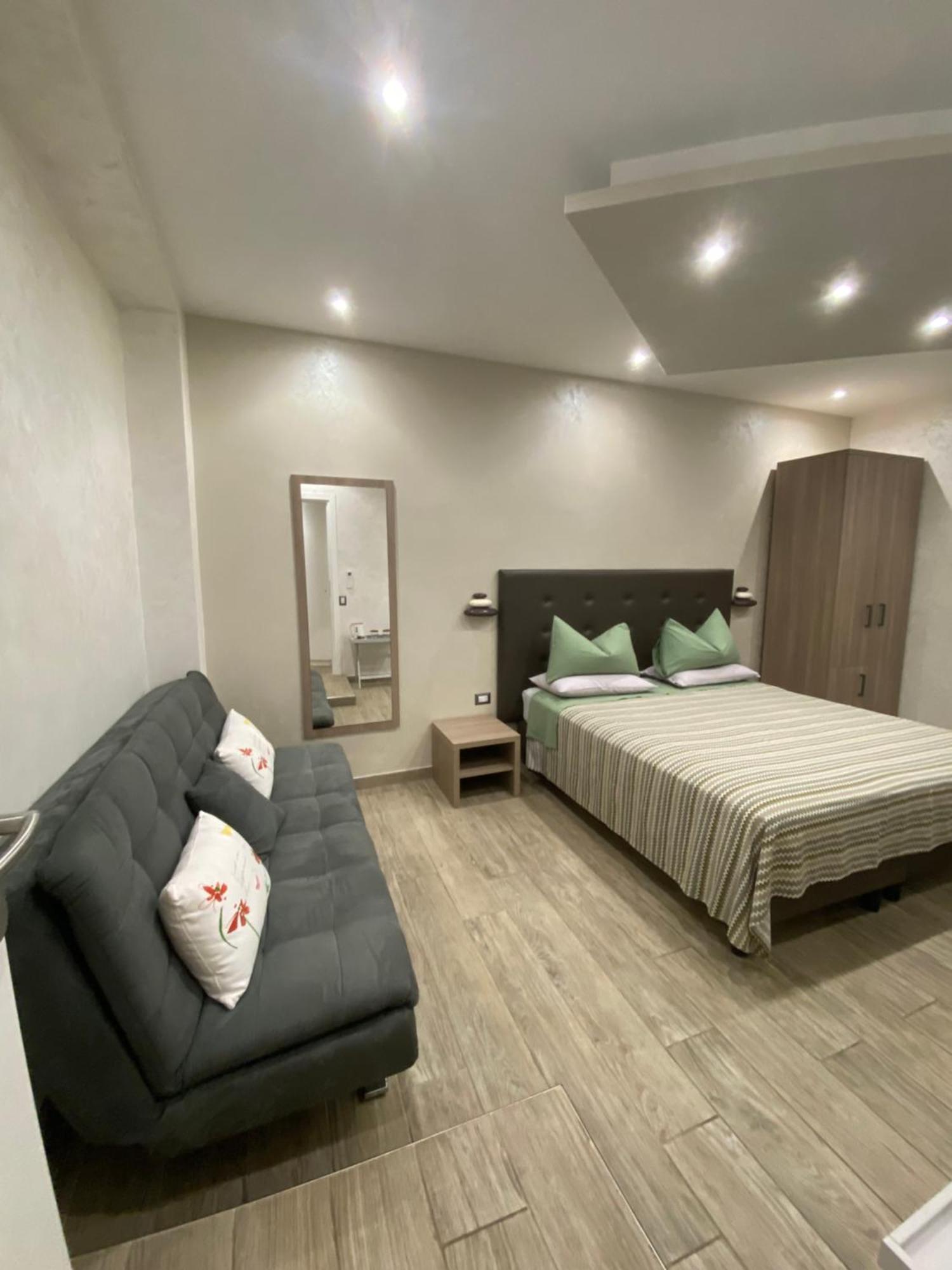 Domus Cinecitta Bed & Breakfast Rome Luaran gambar